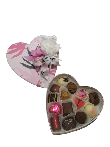 Corazón con 14 Bombones un Regalo Original San Valentín | Valentino Chocolatier Asturias